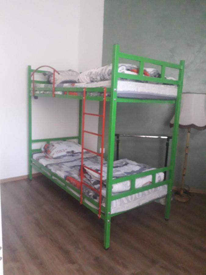Cosmo Hostel Belgrado Buitenkant foto